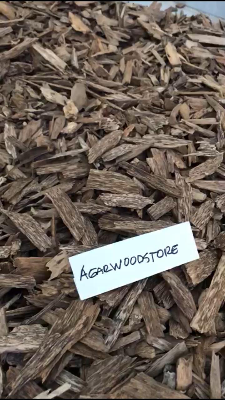 Agarwood brun chip malinau kalimantan AB super